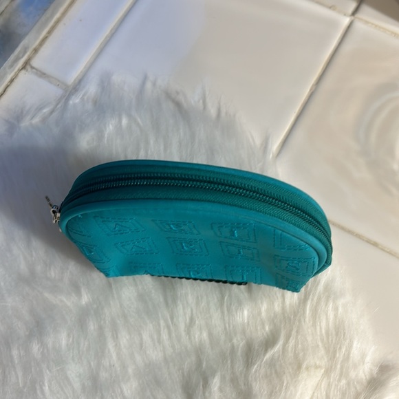 Mini cosmetic pouch with PARIS zipper pull tag. - Picture 4 of 5